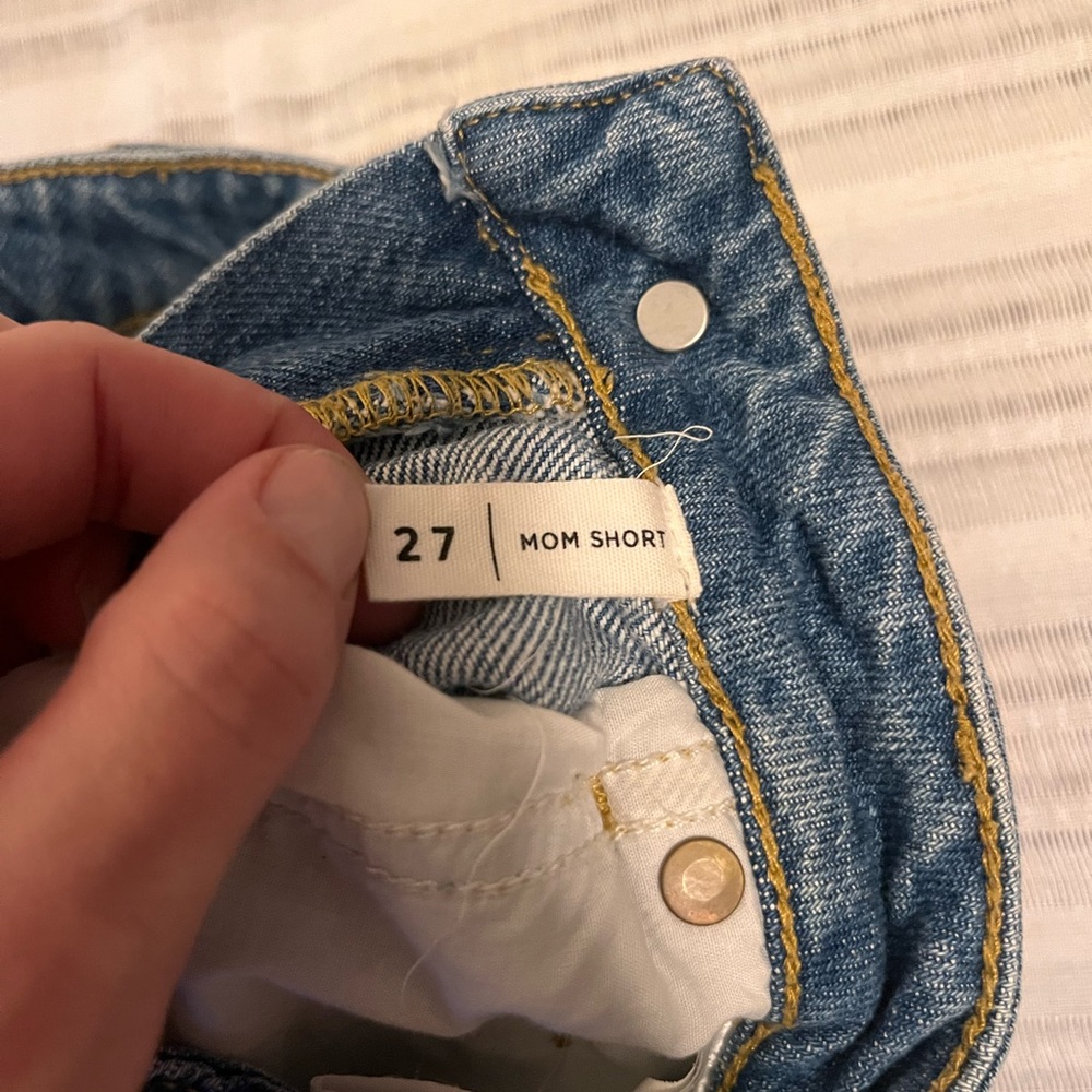 Pacsun Mom Distressed Denim Shorts - Picture 3 of 3